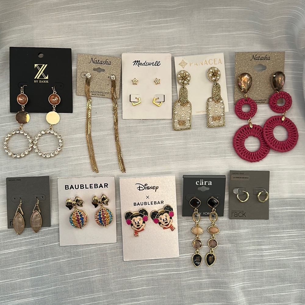 Lot women’s earrings mix